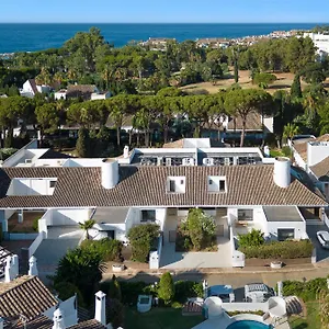 villa-marina-marbella.1costadelsol.com/